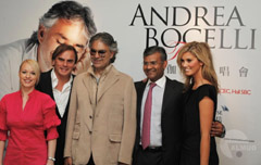 Hong Kong 4.5.10,  photo Luca Rossetti for Almud Edizioni Musicali, all rights reserved