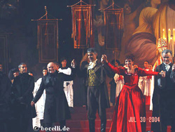 Tosca,Torre del Lago, 24.7.2004, thanks to Carole